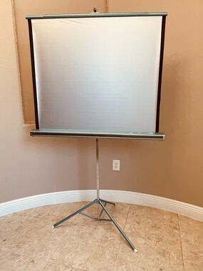 VTG Projector Silver Screen Da Lite Silver Lite 40 by 40 in Turquoise w/ Tripod